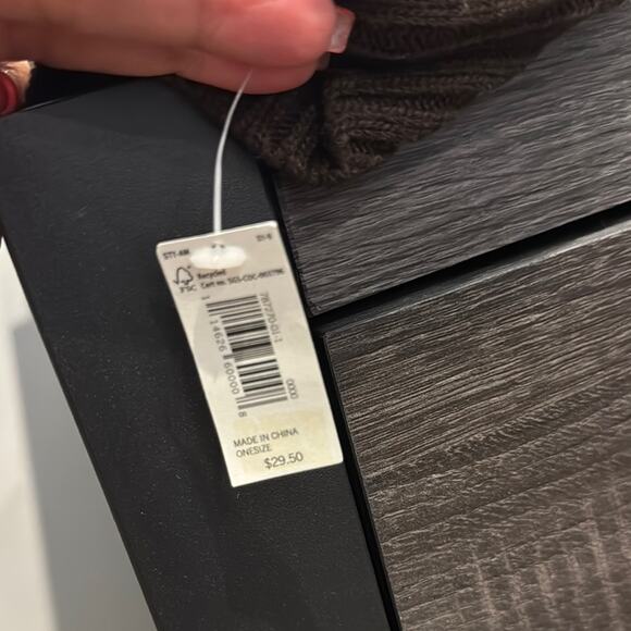 Banana Republic NWT Beanie Brown and Blue patterned. - Picture 2 of 5